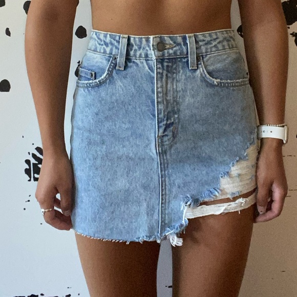 Carmar Dresses & Skirts - NWOT carmar skirt